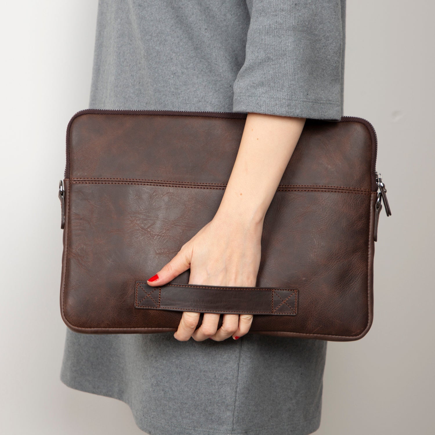 AWE Genuine Leather Sleeves Brown