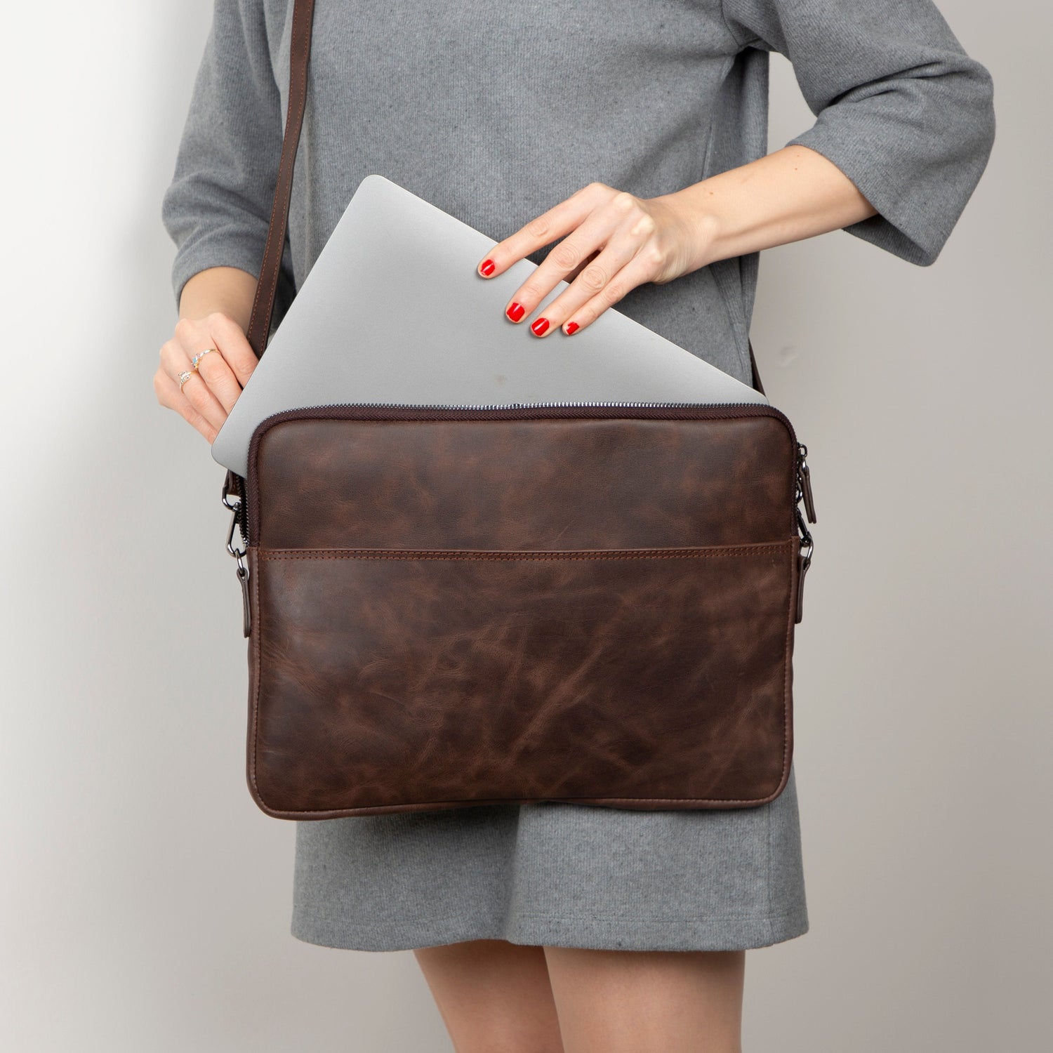 AWE Genuine Leather Sleeves Brown